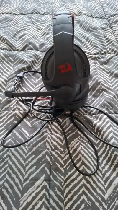 Audífonos Gamer Redragon con Micrófono - miniatura 5