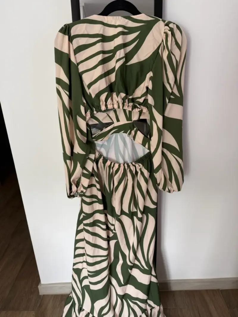 Vestido largo estampado hojas verde y beige - 3