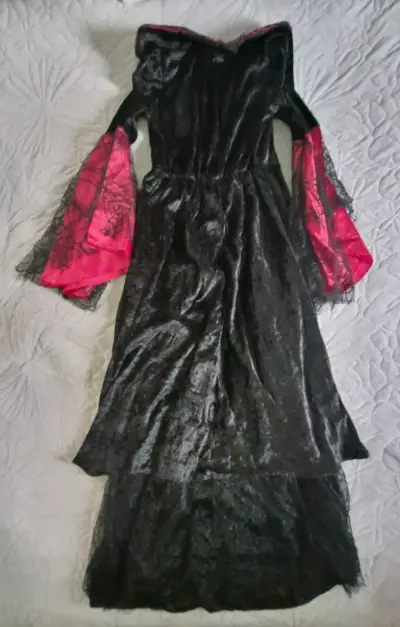 Disfraz de vampira talla 12 en negro y rojo - miniatura 2