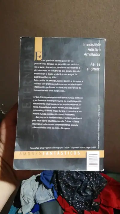 Libro Eternidad de Alyson Noël en buen estado - miniatura 2