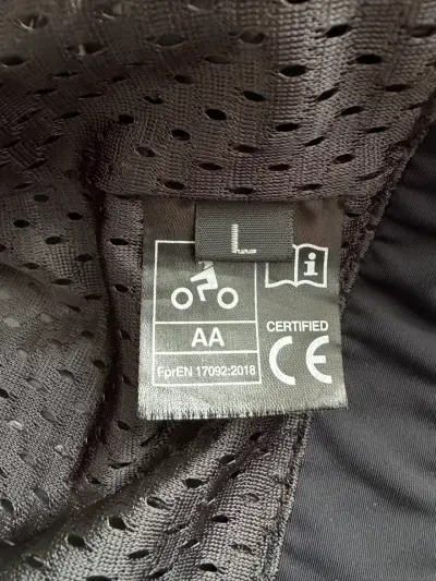 Chaqueta de moto Clover negra con detalles rojos - miniatura 6