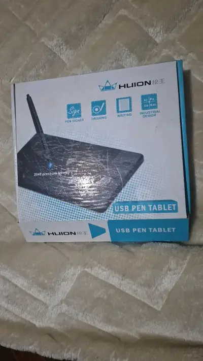 Tableta Gráfica USB Huion para Dibujo y Escritura - miniatura 1