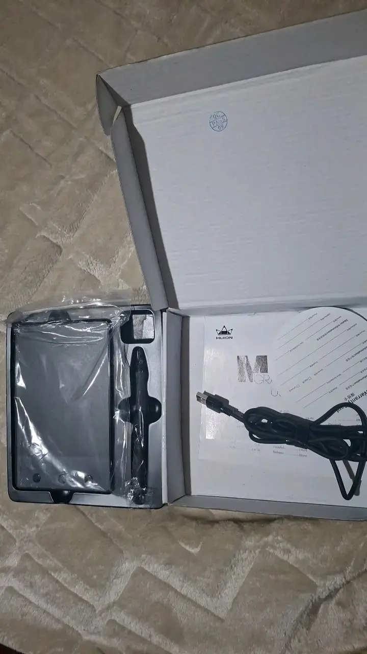 Tableta Gráfica USB Huion para Dibujo y Escritura - 3
