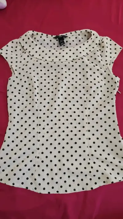 Lote de ropa femenina variada - miniatura 3