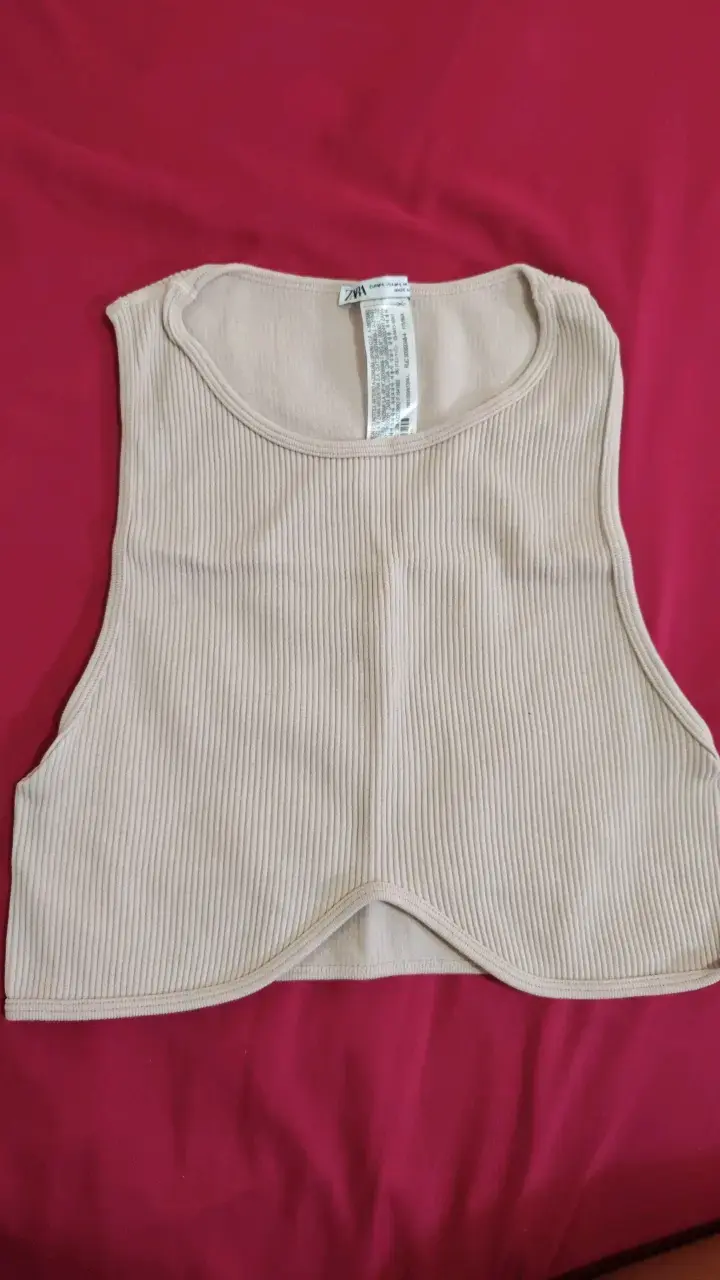 Lote de ropa femenina variada - 6