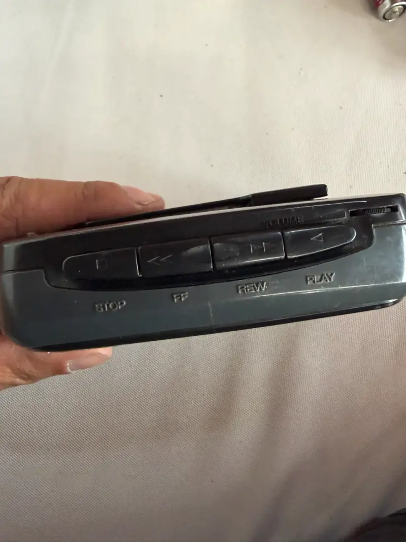 Walkman Aiwa reproductor de casetes vintage - 4