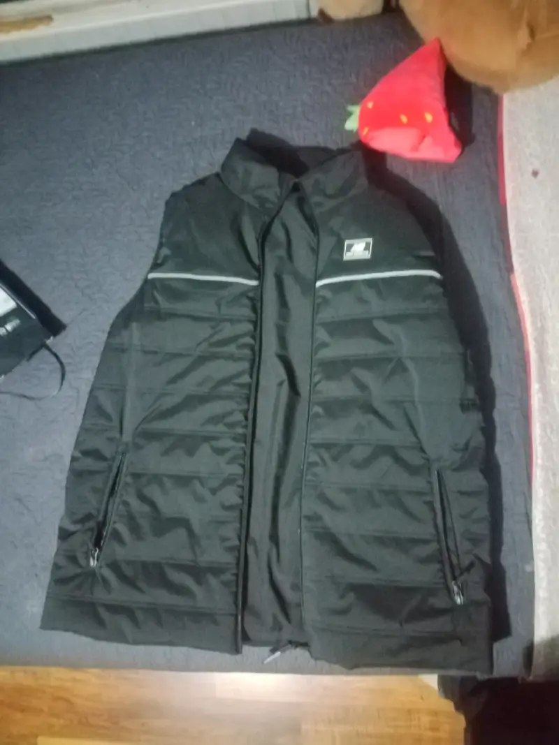 Chaleco sin mangas negro New Balance talla L - 1