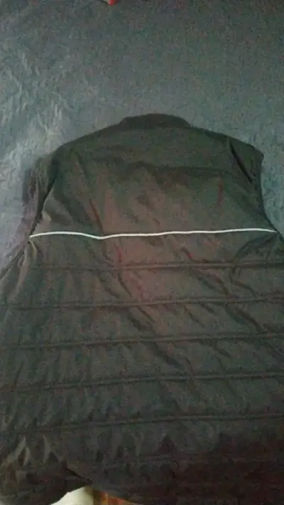Chaleco sin mangas negro New Balance talla L - miniatura 4