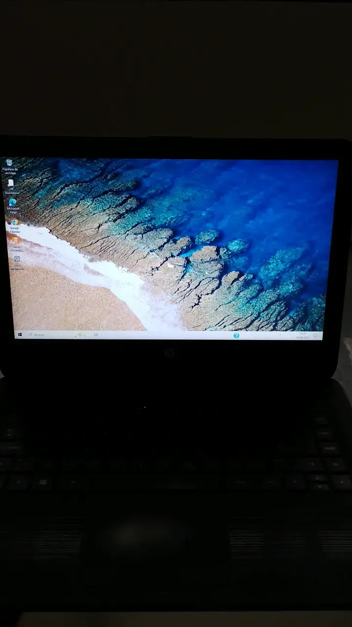 Notebook HP en buen estado - 4
