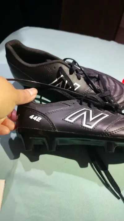 Botines de fútbol New Balance 442 negros - miniatura 2