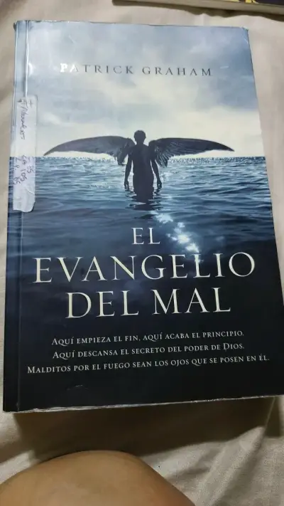 Libro 'El Evangelio del Mal' de Patrick Graham - miniatura 1
