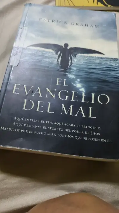 Libro 'El Evangelio del Mal' de Patrick Graham - miniatura 2