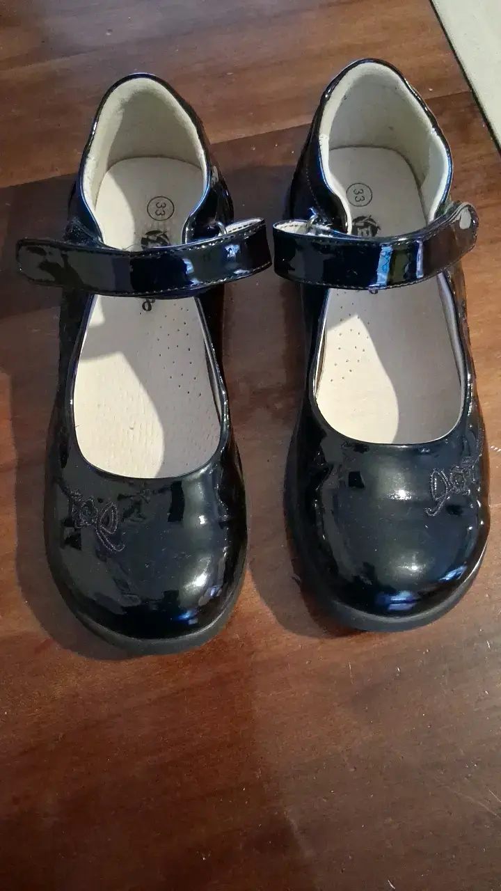 Zapatos de charol negros para niña talla 3333 - 1