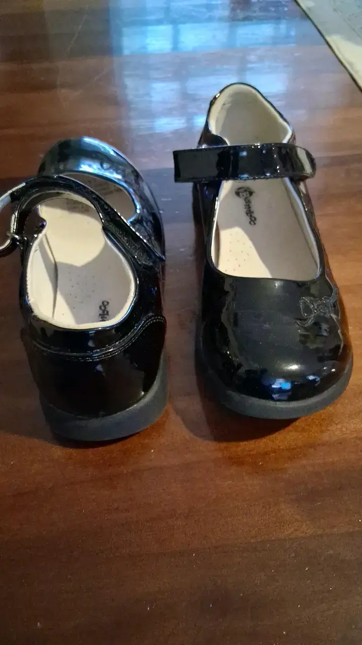 Zapatos de charol negros para niña talla 3333 - 3