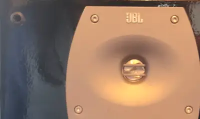 Parlante JBL de alta fidelidad - miniatura 2