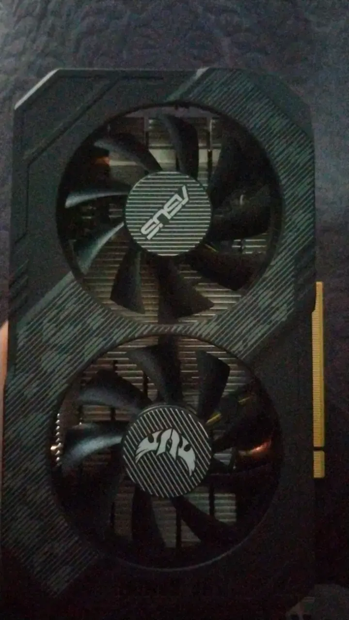 Tarjeta gráfica GTX 1650 - 2