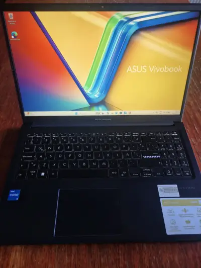 Laptop ASUS Vivobook Intel Core i5 13va Gen - miniatura 1