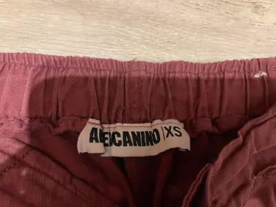 Pantalones cargo burdeos para mujer - miniatura 2