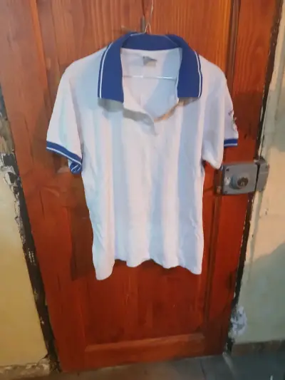 Uniforme escuela amor de dios - miniatura 2