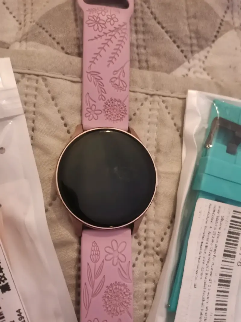 Reloj inteligente con correa floral rosa