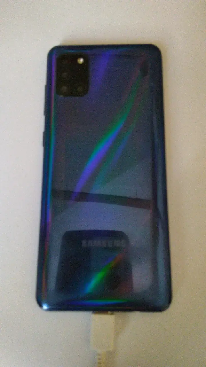 Smartphone Samsung Galaxy A31 en buen estado - 2