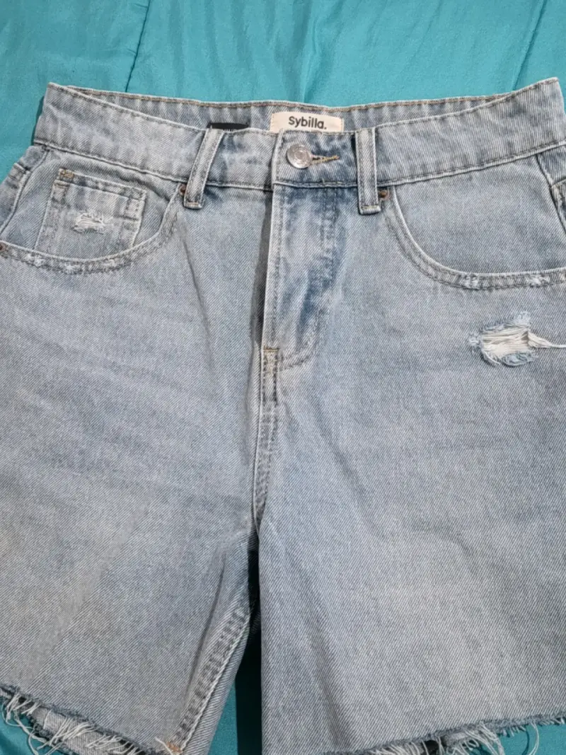 Shorts de mezclilla Sybilla