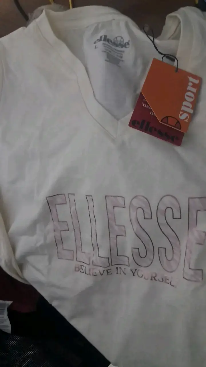 Polera Ellesse blanca con estampado - 1