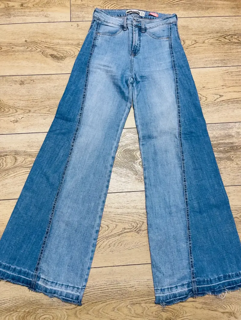 Jeans acampanados de mezclilla azul Americano - 1