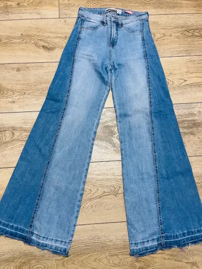 Jeans acampanados de mezclilla azul Americano - miniatura 1