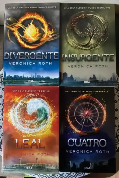 Colección de libros Divergente de Veronica Roth - miniatura 1