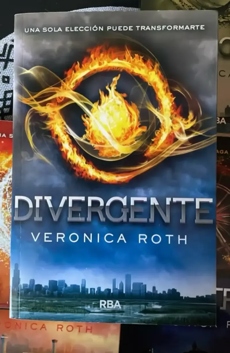 Colección de libros Divergente de Veronica Roth - 2
