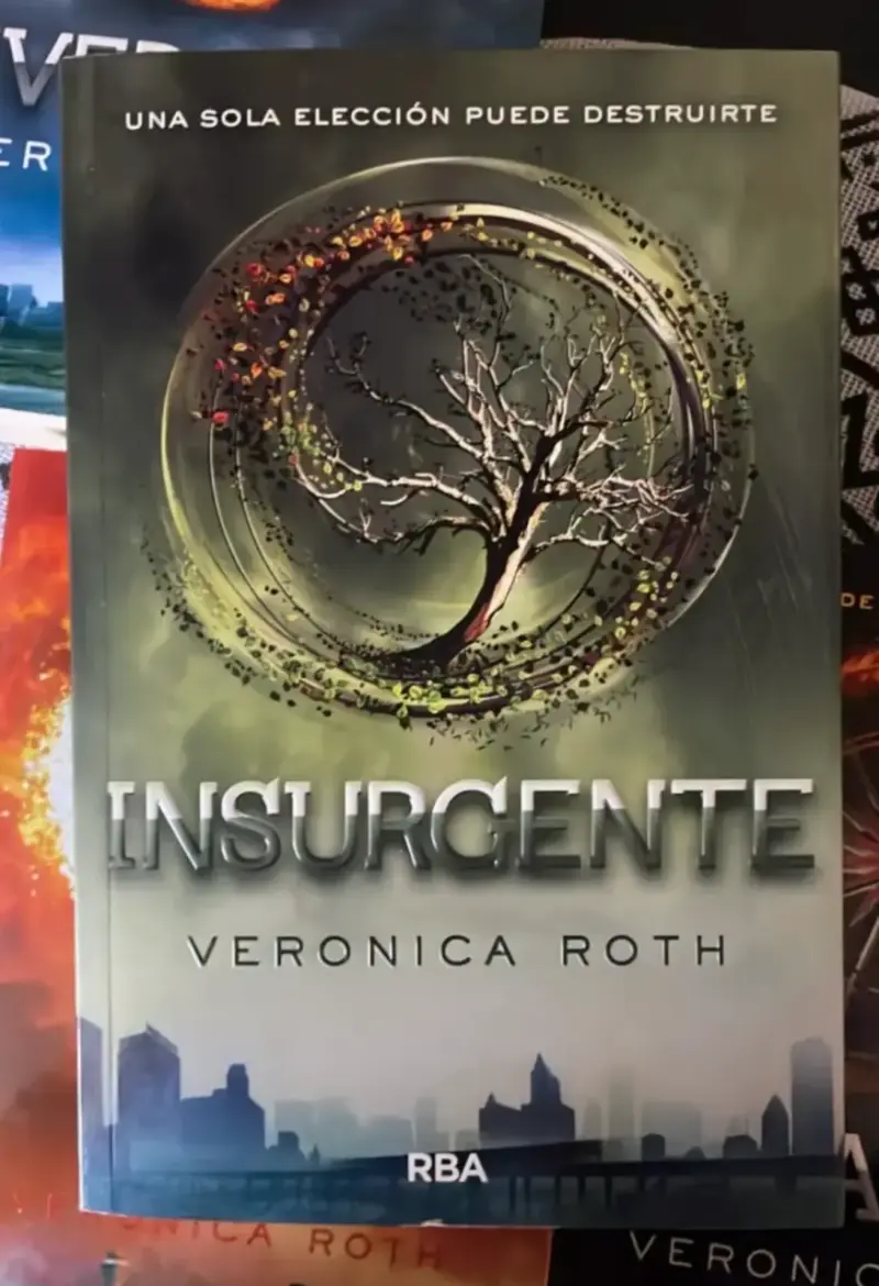 Colección de libros Divergente de Veronica Roth - 3