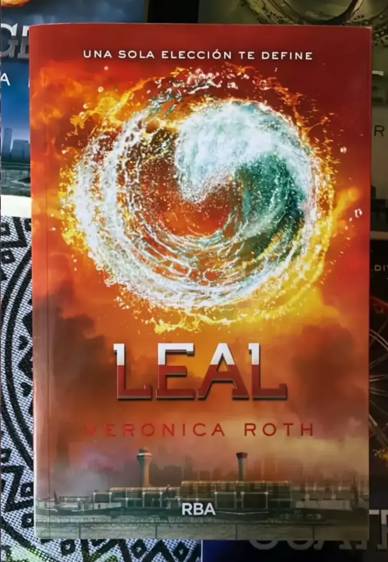 Colección de libros Divergente de Veronica Roth - 4