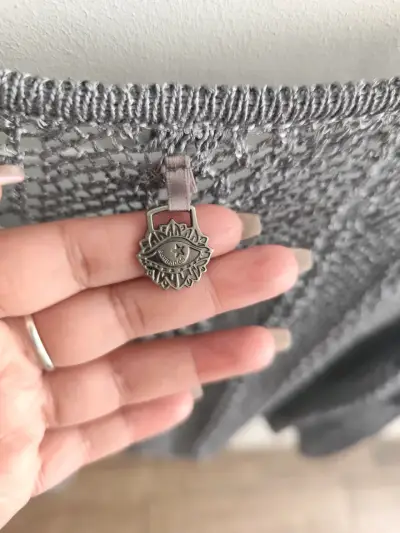 Suéter de punto gris Babados talla XL - miniatura 4