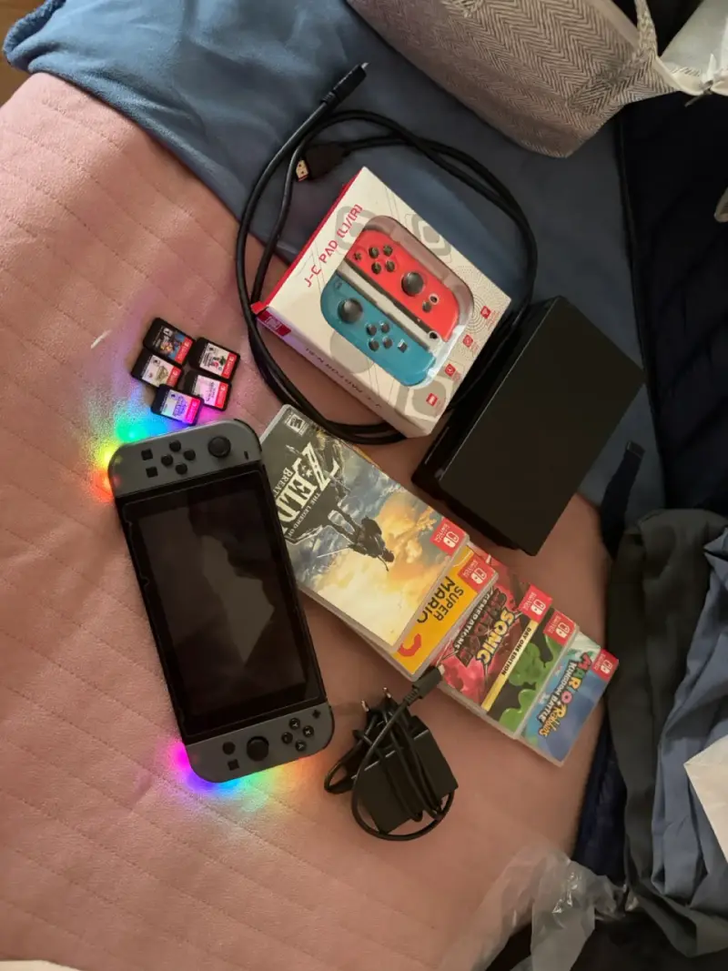 Nintendo Switch con juegos y accesorios - 4