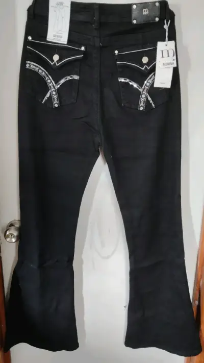 Pantalones acampanados negros menina talla 48 - miniatura 2