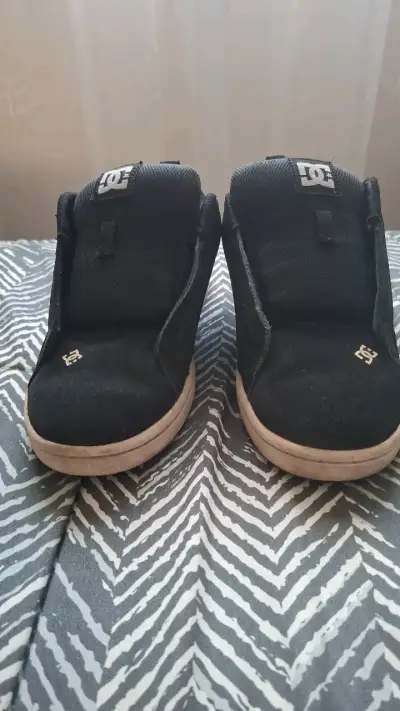 Zapatillas DC negras para hombre - miniatura 1