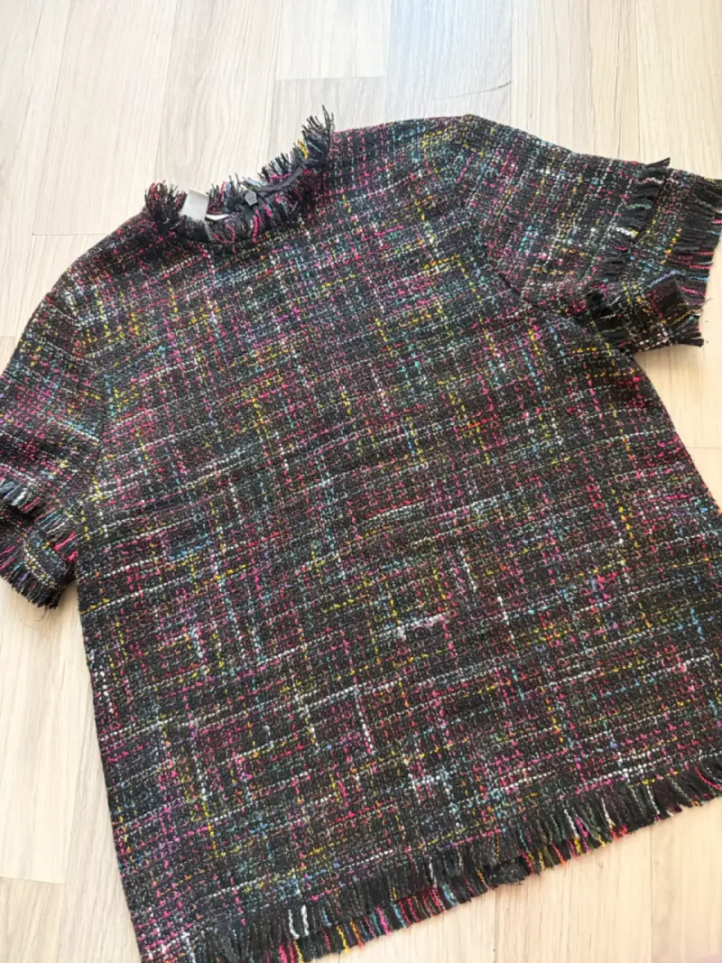 Blusa de tweed multicolor con flecos - 4