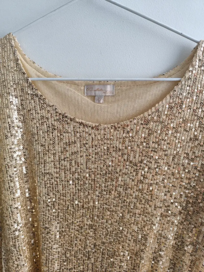 Blusa dorada con lentejuelas para mujer - 2