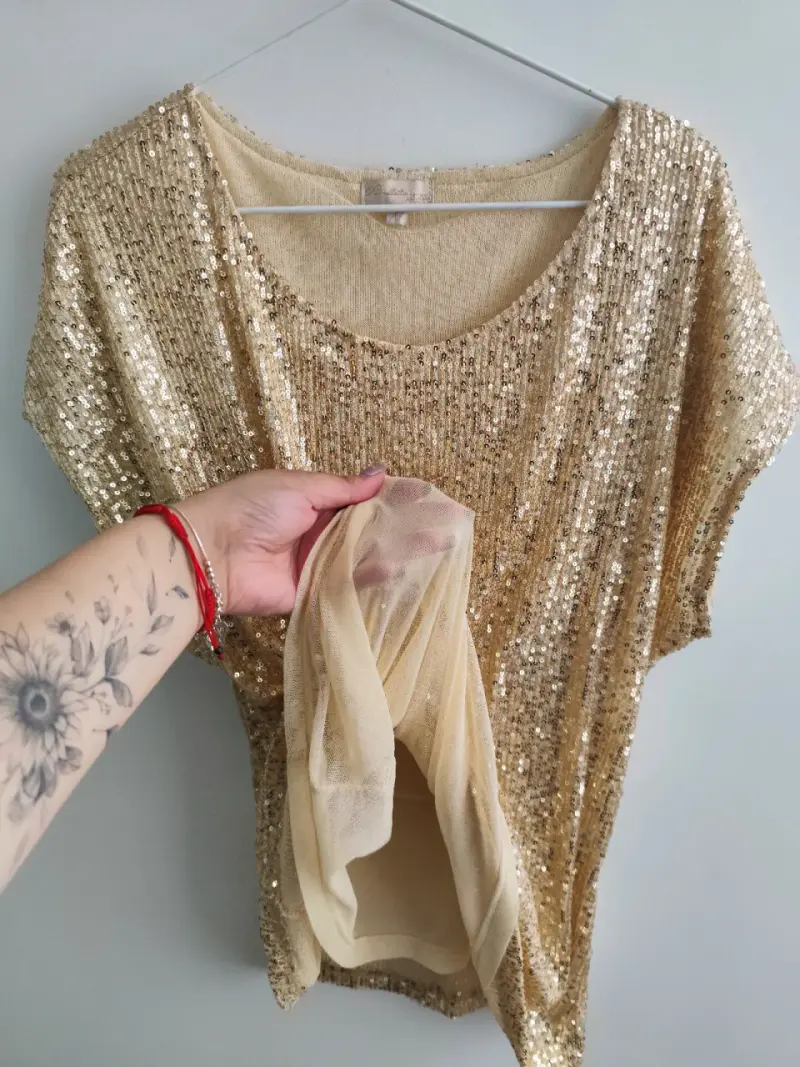 Blusa dorada con lentejuelas para mujer - 3