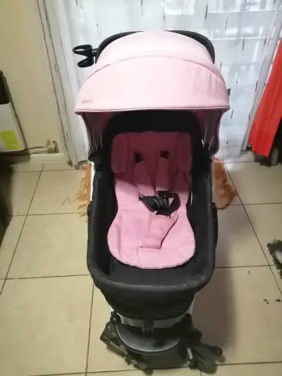 Coche de bebé - miniatura 1