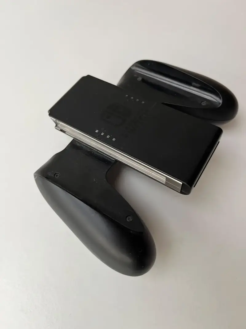 Control Grip para Nintendo Switch - 1