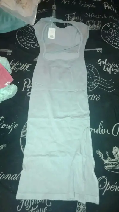 Vestidos largos de colores variados para mujer - miniatura 3