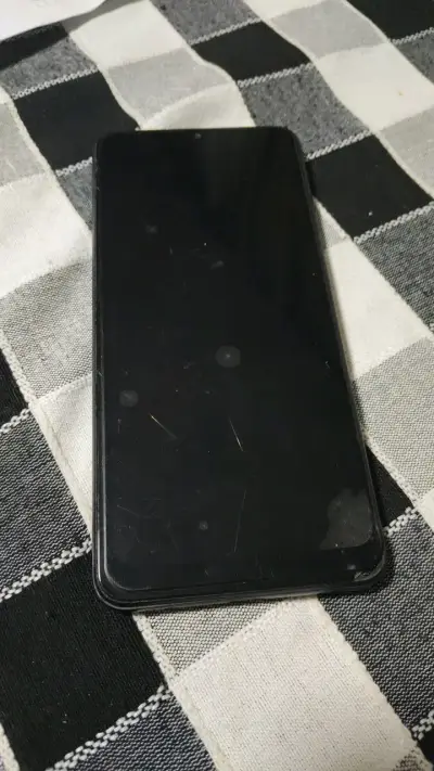 Samsung Galaxy A12 en buen estado - miniatura 1