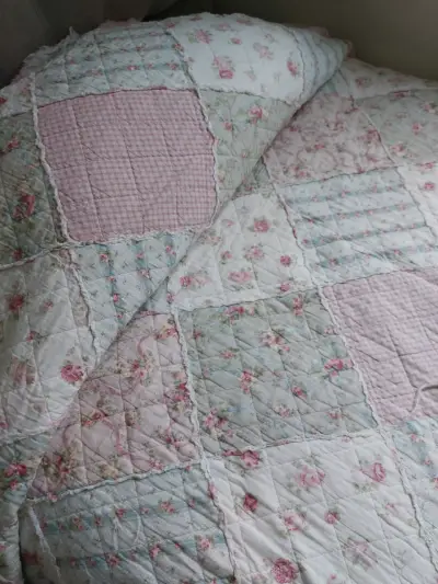 Colcha de retazos floral vintage reversible - miniatura 1