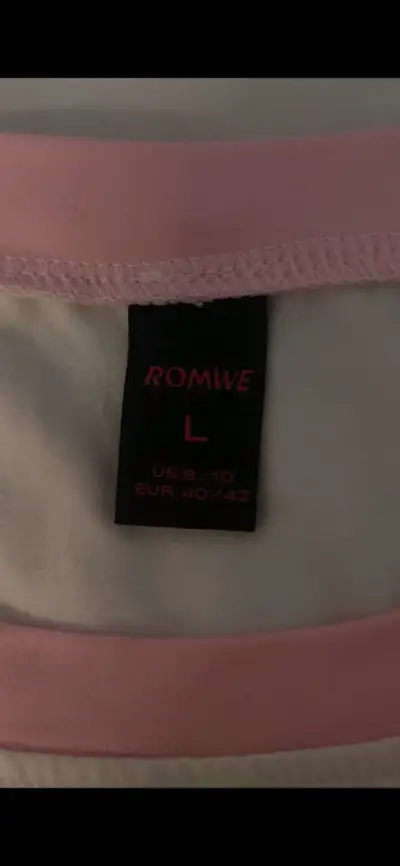 Polera Romwe con estrella rosa y mangas cortas - miniatura 2
