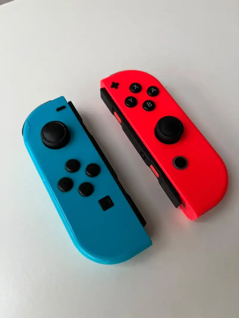 Controles Joy-Con originales de Nintendo Switch - 2
