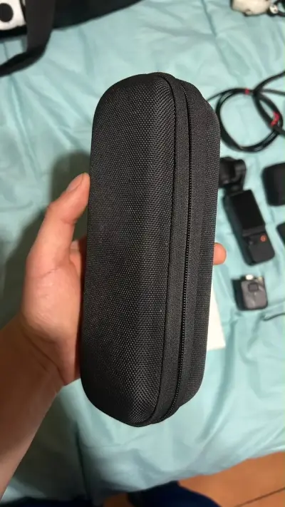 Cámara DJI Osmo Pocket 3 con accesorios - miniatura 5