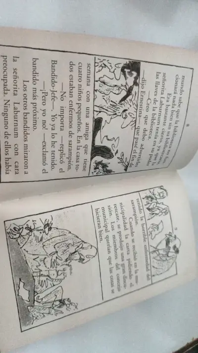 Libro infantil 'El secuestro de la bibliotecaria' de Margaret Mahy - miniatura 2