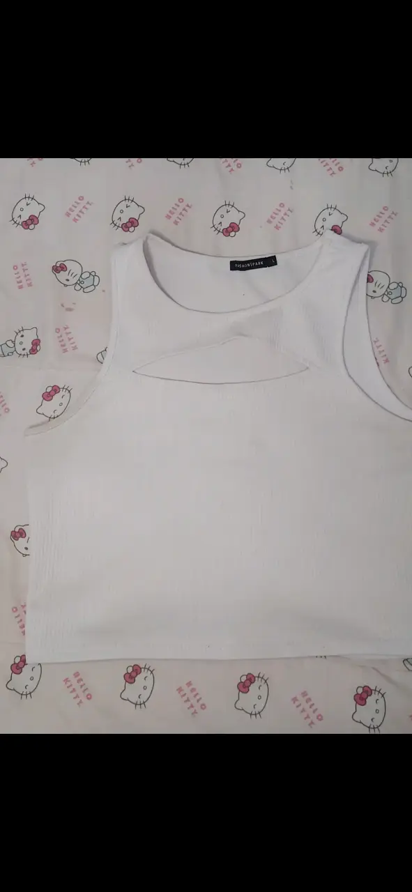 Top blanco sin mangas